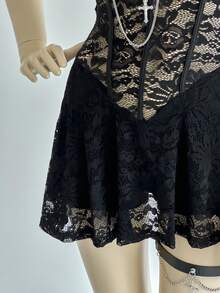 SHEIN DivaQ 黑色蕾丝花卉性感抹胸露背透视短款连衣裙，适合春夏秋季穿着。 - 黑色 - 查看 6