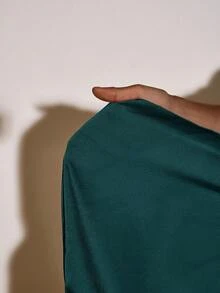 Zivah Autumn Elegant Emerald Green Party Night Satin Mandarin Collar Long Sleeve Pleated Design Flounce Mini Dress,High-End Minimalist Banquet Ball Fashion - Green - View 7