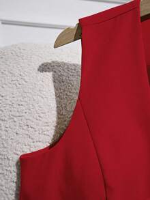 Franclia Bộ đồ nữ thường ngày đơn giản, màu trơn, cổ chữ V, buộc dây phía trước, gồm áo tank top và quần short, thích hợp mặc đi làm, mùa hè. - Đỏ - Xem 7