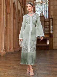 Al Najma 女士优雅派对V领开衩袖镶钻腰带修身阿拉伯连衣裙 - 綠色 - 查看 6