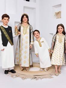 SHEIN 两件套男童中东休闲纯色金色缎带背心立领半开襟长袍套装，适合秋季、春季、夏季穿着，适合户外玩耍、上学、街头摄影、派对、节日聚会、斋月长袍等场合。 - 白色 - 查看 8