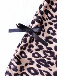 SHEIN 女童豹纹蝴蝶结T恤裤套装（2件套），时尚酷炫两件套，黑色长袖T恤搭配豹纹蝴蝶结长裤，街头风十足，舒适又时尚，适合年轻学生夏季穿着 - 黑色 - 查看 4