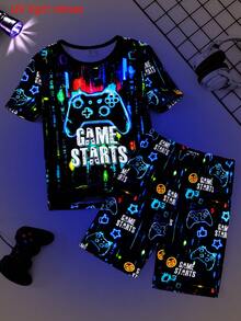 SHEIN GraphicGems 2pcs/Set Gamer Boy Graphic Print Glowing Round Neck Short Sleeve T-Shirt And Shorts Pajama Set, Stretchy Soft Knit Fabric - Multicolor - View 3