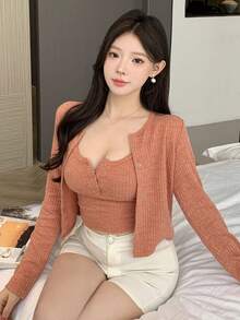 DAZY 2件組女款時尚焦橙色毛絨短版上衣與開襟衫套裝，修身日常休閒細肩帶背心與短版開襟衫，適合秋冬春季長袖穿著 - 珊瑚橙 - 查看 9