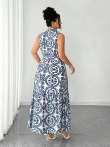 SHEIN Elenzya Elenzga 大码优雅花卉V领长款连衣裙，适合度假/旅行 - 藍色 - 查看 2