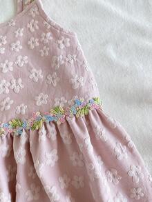 SHEIN Vintaside Kids 少女亮黄色纹理花卉吊带装饰夏季度假连衣裙 - 粉色 - 查看 9