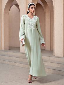 Al Najma 女士复古V领优雅长袖花卉装饰阿拉伯风格连衣裙 - 綠色 - 查看 4