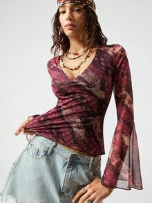 SoleilVie 女士度假风腰果印花V领喇叭袖时尚T恤 - 彩色 - 查看 4