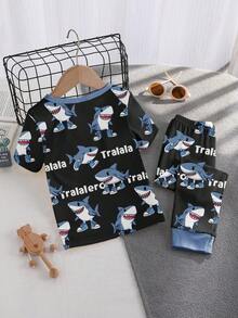 1set Young Boys Tight Fit Pajamas, Fashionable Cute Cartoon Sneaker & Blue Shark All-Over Print, Elastic Fabric Crew Neck Short Sleeve Top And Pants, Spring/Summer - Black - View 2