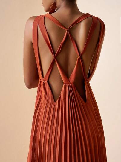 Zivah New Spring/Summer Bohemian Vacation/Commuting Style Reddish Brown Pleated V-Neck Sleeveless Backless Cable Knit Cross-Strap Design Women Long Dress. Suitable For Dates, Valentine's Day, Everyday Outings, Travel, Vacations, The Beach, Wedding Season, Wedding Guest Attire, Brunch Outfits, Airport Outfits. Western, Nomadic, Boho Style,Commuting-A