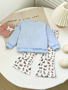 SHEIN Playful Pals Bộ 2 món thời trang cho bé gái sơ sinh, chất liệu vải dệt kim mềm mại, thoải mái, gồm áo nỉ cổ tròn, mũ beret thêu 3D và quần ống rộng tay dài kẻ sọc. - Nhiều màu - Xem 2