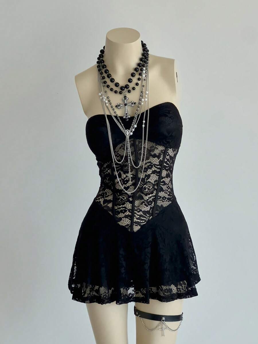 SHEIN DivaQ 黑色蕾丝花卉性感抹胸露背透视短款连衣裙，适合春夏秋季穿着。 - 黑色 - 查看 1