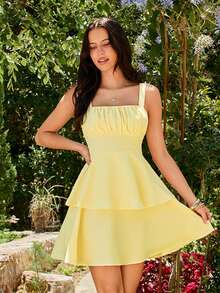 Vivid Eden 女士褶裥吊带荷叶边下摆黄色连衣裙，适合春夏及度假穿着 - 淡黃色 - 查看 11