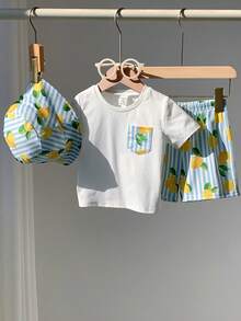 SHEIN 3件套幼儿男女宝宝可爱柠檬条纹短袖T恤、针织上衣、短裤和帽子套装，春夏男宝宝服装 - 藍色 - 查看 3