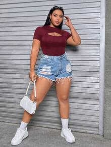 SHEIN EZwear 女士加大码圆领镂空胸前设计时尚百搭约会之夜短袖T恤 - 酒紅色 - 查看 7