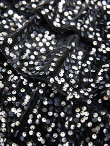 Aveloria Rosie 百搭显瘦高领针织弹力上衣搭配亮片拼接A字型荷叶边连衣裙