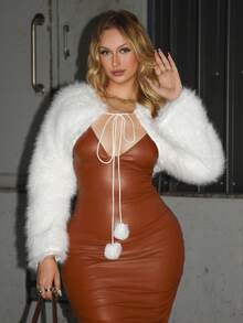 Arliah Sexy & Süße weiße Weihnachts-Fellschal-Cover-Up für Herbst/Winter - Weiss - Übersicht 6