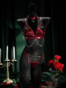 SpicyHot 3件套女士酒红色蝴蝶结镂空设计撞色链条装饰套装 - 酒紅色 - 查看 1
