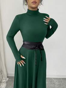 SHEIN Elenzya 女士奢华纯色长款针织连衣裙，半高领设计，修身剪裁，腰带装饰，凸显身材，复古优雅，适合日常、约会、晚宴、情侣装，秋冬内搭，春季外穿。 - 墨綠色 - 查看 4