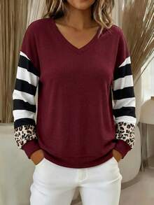 EMERY ROSE Nueva sudadera casual con cuello en V, manga larga y estampado para mujeres de talla grande - Rojo - Ver 1