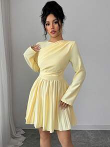 Modelyn French Design Pleated Cinched Waist Short Dress - Light Yellow - View 3