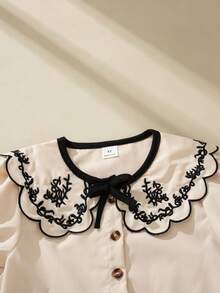 SHEIN Young Girls Summer New Beige Vintage Embroidered Peter Pan Collar Short Sleeve Top + Black Skirt 2-Piece Set Suitable For Play And Multiple Occasions - Multicolor - View 4