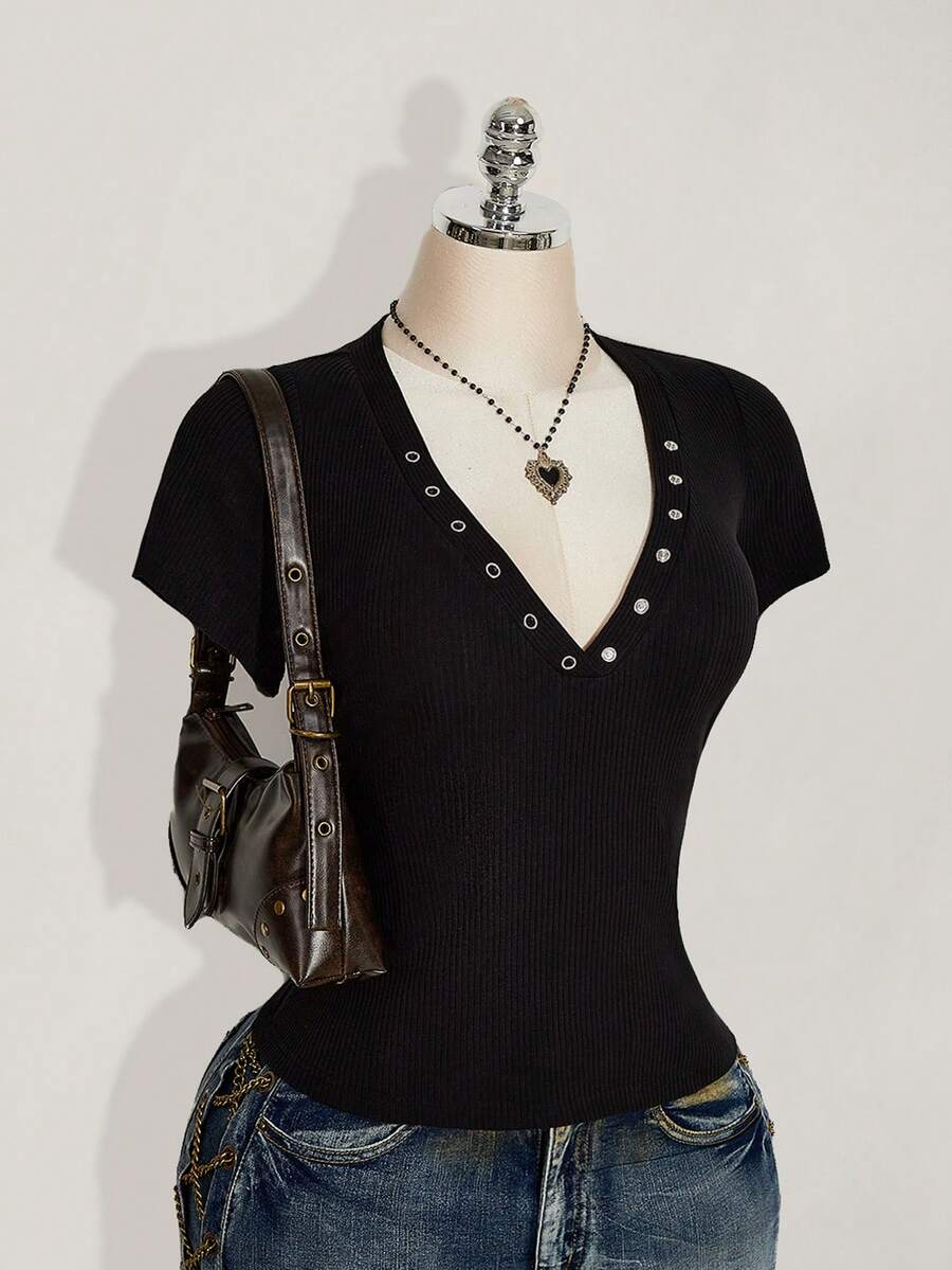 SHEIN ICON Áo thun nữ cỡ lớn màu đen cổ chữ V tay ngắn có gân - màu đen - Xem 1