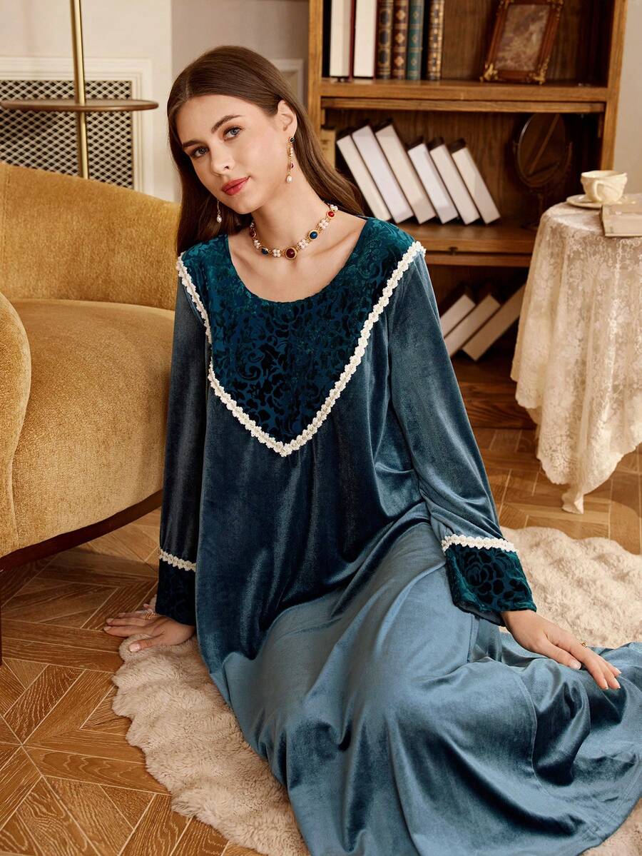 SHEIN Cămașă de noapte lungă pentru femei, stil vintage palat, cu imprimeu floral, mânecă lungă, lejeră