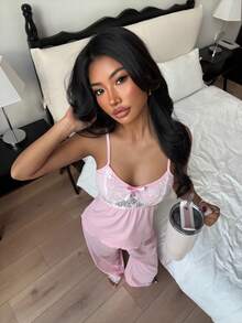 SHEIN 蕾丝边纯色女士吊带背心和裤子睡衣套装 - 粉色 - 查看 5