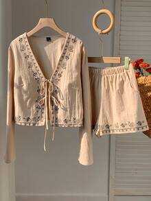 Comfortcana 女士波西米亚风腰果印花系带衬衫和短裤套装 - 杏色 - 查看 4