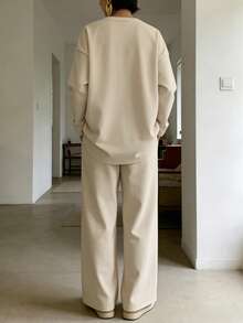 Chiquease 米色极简圆领长袖上衣+阔腿裤休闲套装，优雅通勤装，宽松两件套 - 杏色 - 查看 2