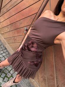 Siren Gaze Women's Floral Jacquard Asymmetric Shoulder Ruffle Hem Fashionable Mini Dress Summer Casual Chocolate Brown Dress Brown Short Dress,Summer Dresses For Women,Spring Dress Women,Valentine's Day Dress,Carnival Costume For Women ,Beach Dresses, Elegant Party Dresses For Women,Holiday Dress,Floral Dresses For Women - Coffee Brown - View 1
