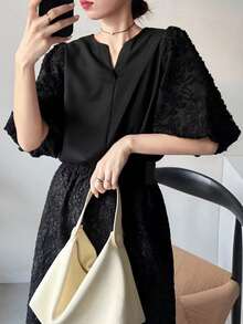 FRIFUL 女士纯色纹理面料V领泡泡袖宽松休闲百搭衬衫，秋冬款 - 黑色 - 查看 7