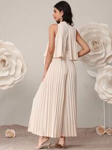 SHEIN Maternity Solid Color Casual Jumpsuit, Elegant Party Dresses , Party Outfit Elegant Two Piece Set Modest Two Piece Set Pregnancy Dress For Photoshoot Maternity Two Piece Set Beige Two Piece Set - Khaki - View 2