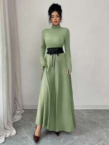 SHEIN Elenzya 女士奢华纯色长款针织连衣裙，半高领设计，修身剪裁，腰带装饰，凸显身材，复古优雅，适合日常、约会、晚宴、情侣装，秋冬内搭，春季外穿。 - 綠色 - 查看 5