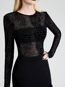 Breakform 女士哥特暗黑风植绒网纱圆领长袖修身性感上衣，适合日常出行和参加节日活动 - 黑色 - 查看 3