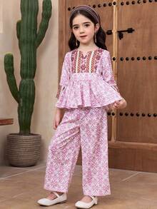 Young Girl Elegant Patchwork Retro Pattern Ruffle Hem Shirt & Pants Set - Multicolor - View 3