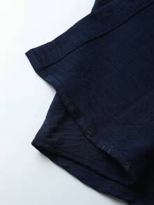 Manfinity CasualCool Men's Crinkle Fabric Printed Round Neck Long Sleeve Shirt, Casual Vacation Home Gathering Office Party Versatile Style, Best Gift For Boyfriend Or Husband - Royal Blue - View 3