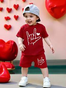 Valentine's Day 1pc Toddler Boys' Casual Creative Palm Heart Print Short Sleeve T-Shirt And Shorts Set, Comfortable Outfit For Valentine's Day Atmosphere Baby Red Outfit Boy Baby Streetwear Baby Designer Clothes Baby Casual Outfit Toddler Streetwear - Red - View 4