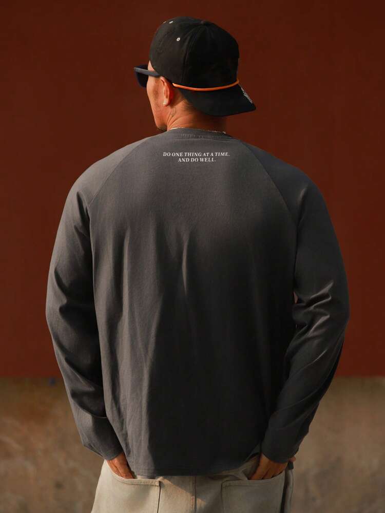 Men's Spring Embroidered Letter Print Round Neck T-Shirt, Dark Grey Long Sleeve Tops