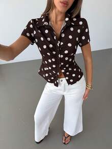 Aloruh 女士通勤休闲时尚撞色波点棕色翻领开襟单排扣收腰短袖衬衫 - 咖啡棕 - 查看 7