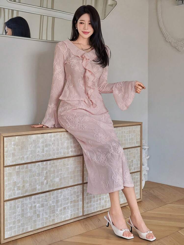 Women's Floral Textured Patchwork Ruffle Trim Flare Sleeve Top And Midi Skirt Elegant 2-Piece Set