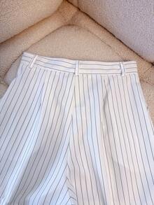 Franclia Women's Casual Striped Pleated Loose Shorts - White - View 5