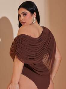 SHEIN BAE Plus Size Women's Solid Color Ruched Spaghetti Strap Bodysuit, Fashionable For Vacation, Spring/Summer,Autumn/Winter Solid Brown/Coffee Off Shoulder Ruched Fitted Elegant Bodysuit, Tight-Fitting Graceful Slim Bodysuit, Draped Top - Coffee Brown - View 2