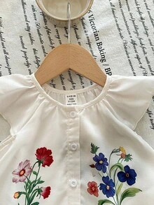 SHEIN LMoss Kids 女宝宝度假休闲可爱碎花荷叶边短袖上衣和松紧腰短裤套装 - 彩色 - 查看 7