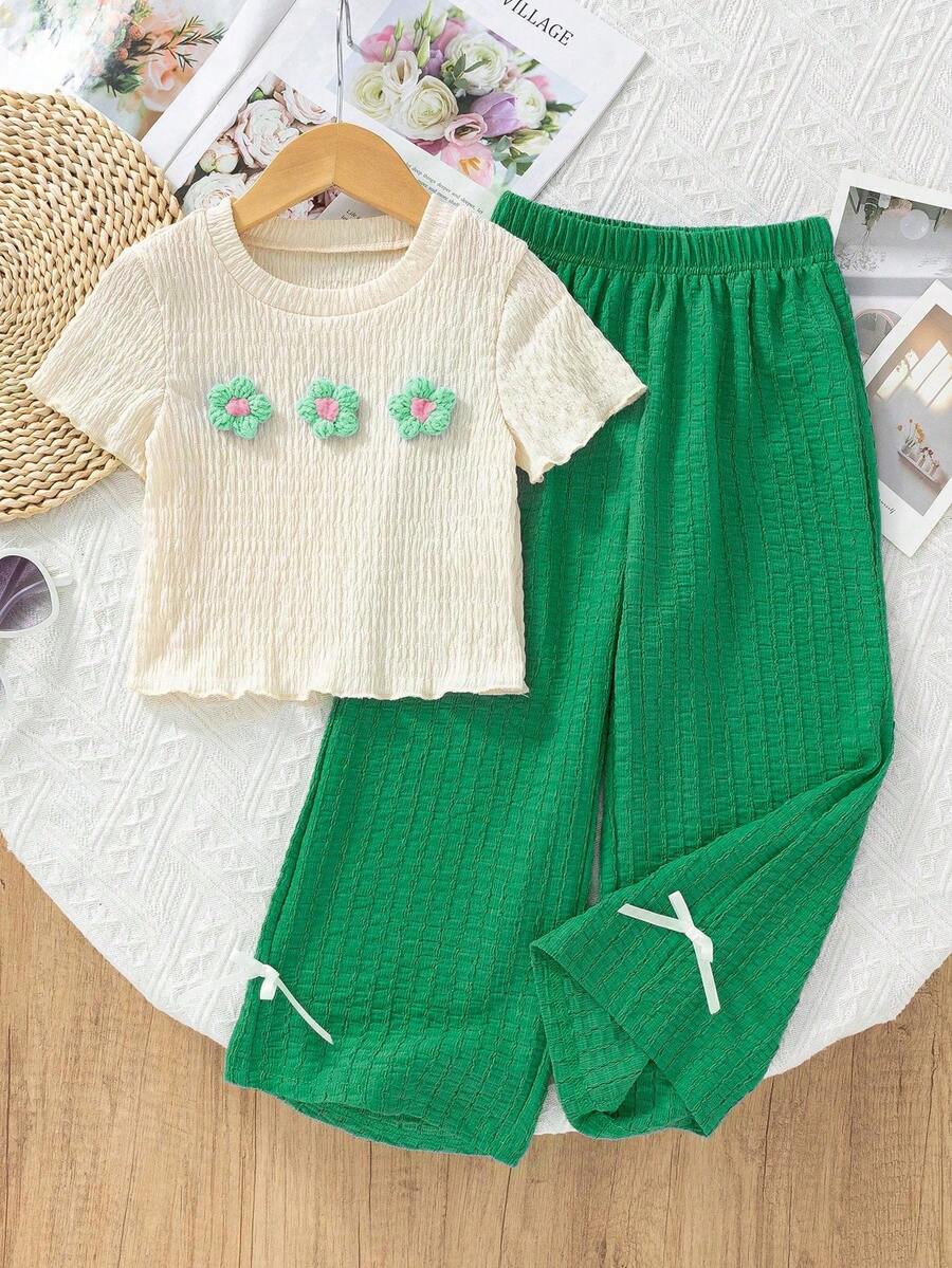 SHEIN Genkimix Kids Bộ 2 món gồm áo thun vải dệt họa tiết hoa 3D và quần dài thoải mái dành cho bé gái, thích hợp mặc ở nhà hoặc ngoài trời. - Nhiều màu - Xem 1