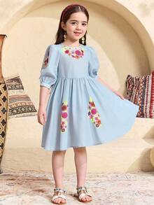 SHEIN Vestido casual de gasa con cuello redondo y estampado floral pequeño para niña, apto para uso diario, festivales, reuniones familiares y ocasiones especiales, primavera y verano, perfecto para vacaciones - Azul - Ver 3