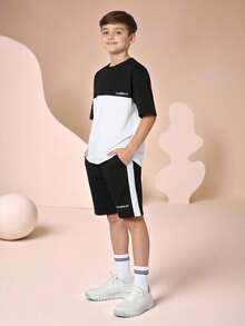 2pcs Tween Boy Black And White Patchwork Top And Shorts Set,College Style Summer Casual City Break Outfit For School,Commuting,Daily Wear And Sports - Black and White - View 11