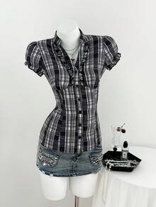 SHEIN X Scot Louie Elamini 女士格子衬衫 女士短袖格子荷叶边修身衬衫 格子上衣 女士衬衫 女士短袖上衣 短袖格子衬衫 - 黑色 - 查看 5