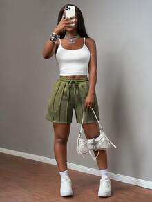 Slaydiva 2026春夏新款休闲街头风修身纯白褶皱吊带背心搭配牙签褶皱骑行短裤两件套。适合日常穿着、派对、返校、约会、波西米亚风、下午茶、度假、情人节、早午餐、机场穿搭、休闲、运动、婚礼宾客装扮、居家服等场合。 - 彩色 - 查看 8